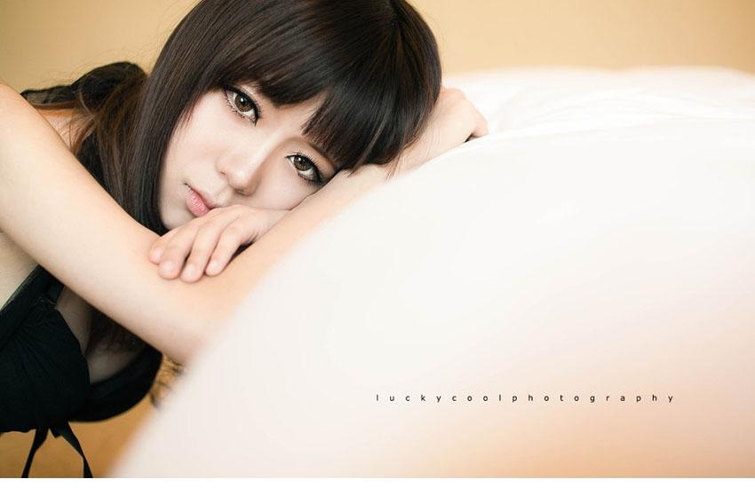 小美女18岁成人纪念私房图片