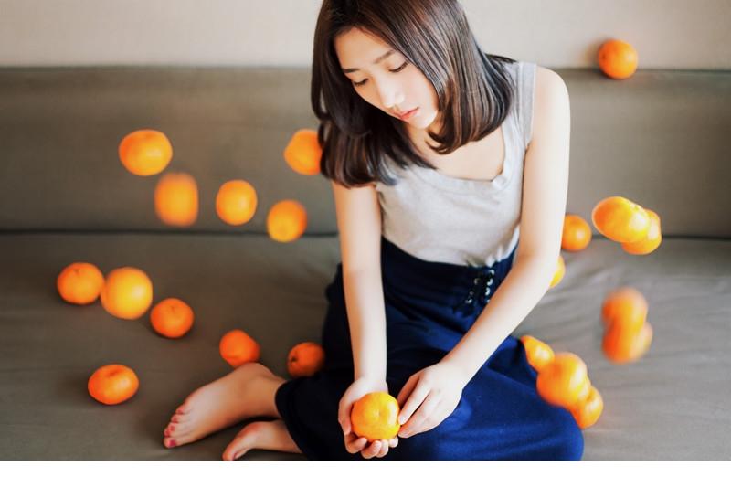 娇媚小MM唯美私房：冬天的橘子