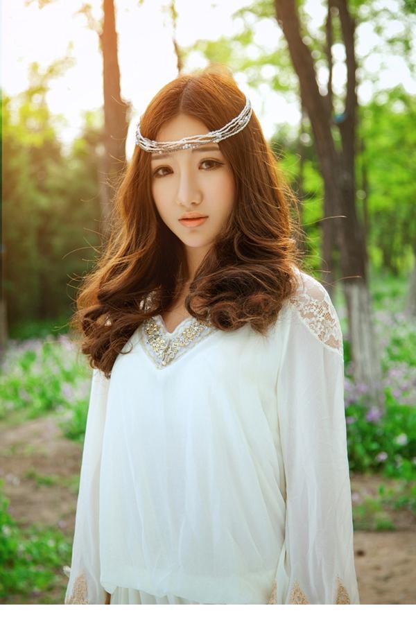 森林的小精灵清新甜美如邻家小妹
