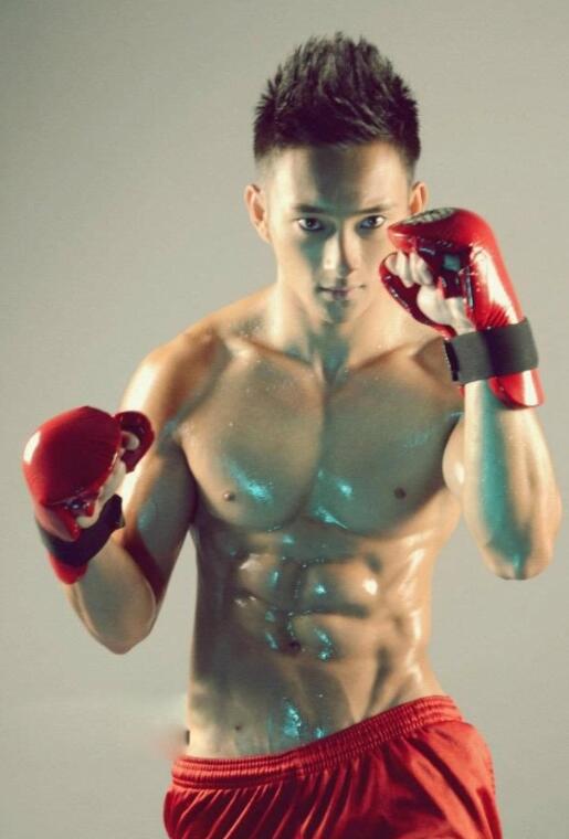 中国男模sonnie nye肌肉帅哥图片