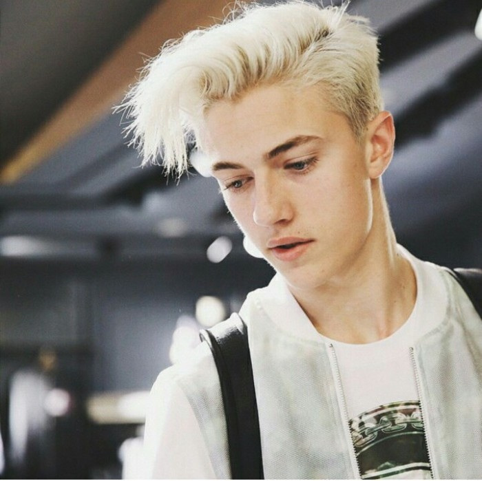 欧美男模lucky blue smith高清写真图片