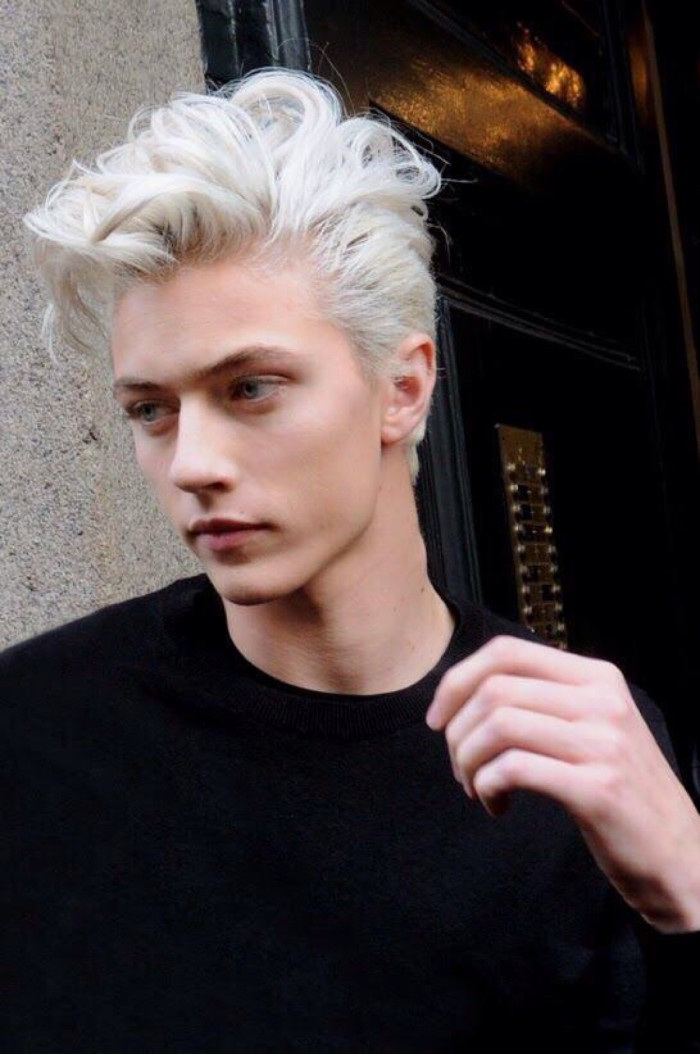 欧美男模Lucky Blue Smith迷人写真图片