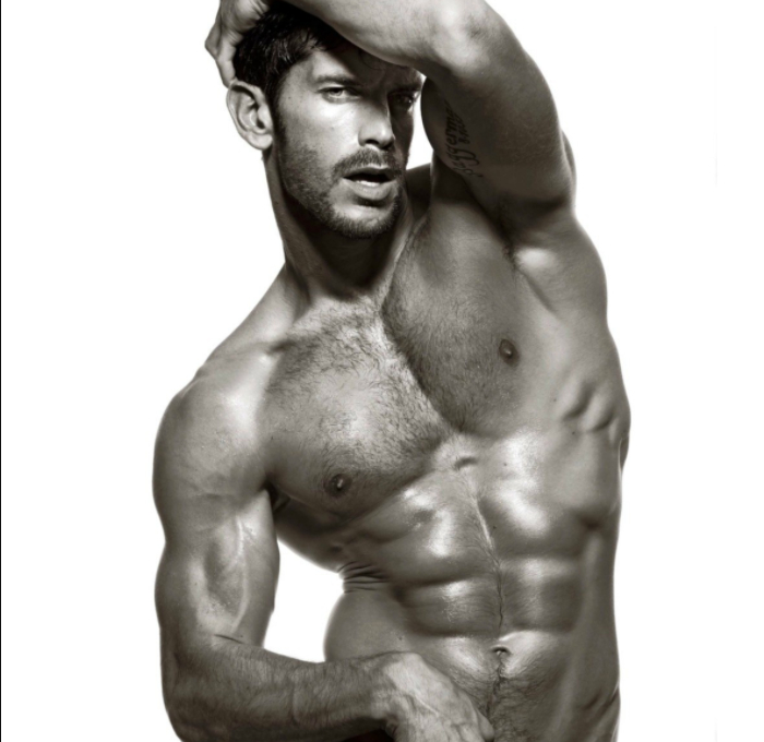 肌肉欧美男模Oliver Baggerman裸上半身照片