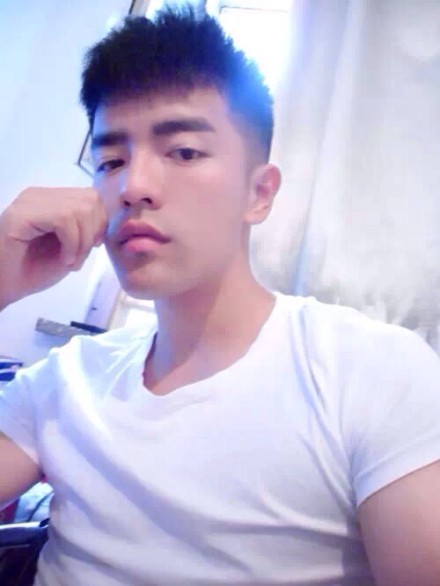 网络小清新帅哥迷人自拍生活写真照片