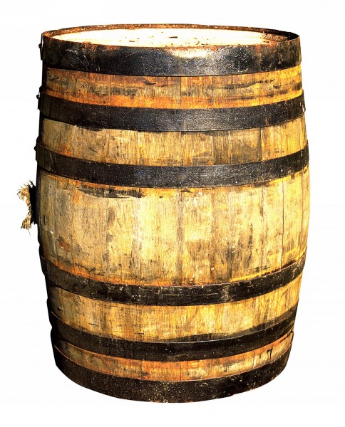 木制酒桶图片(2张)