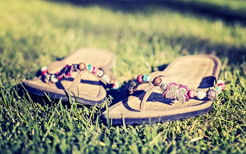 夏天的凉拖鞋图片(7张)