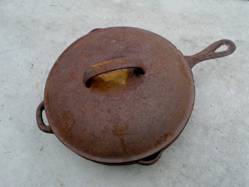 生锈的铁锅图片(8张)