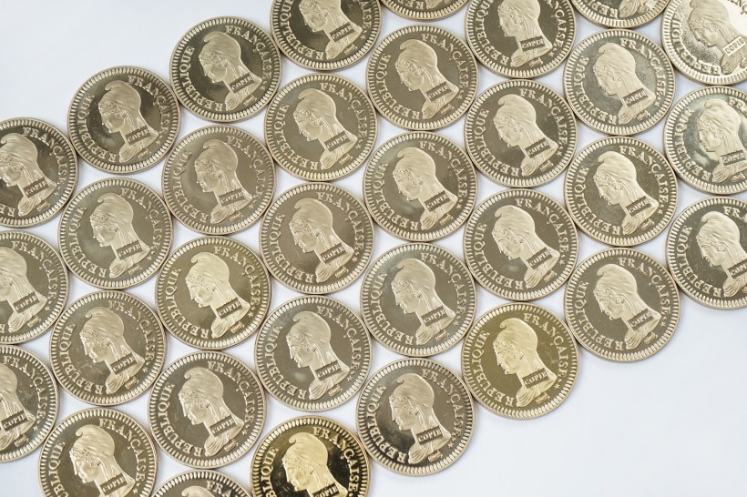 各种各样的硬币图片(15张)