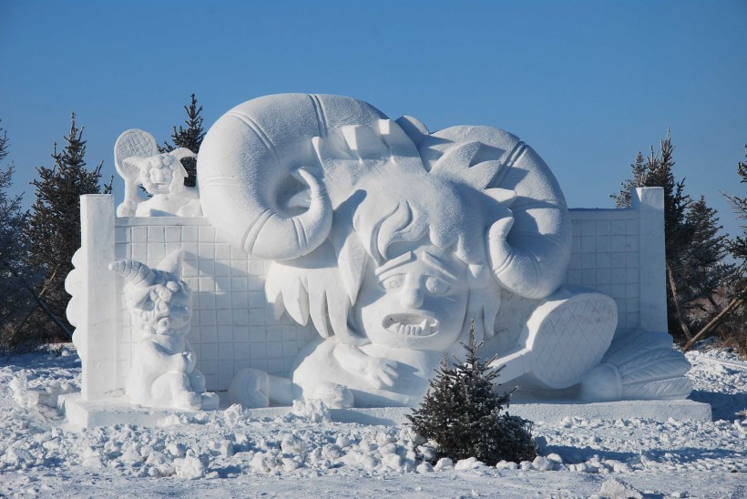 雪雕艺术图片(17张)