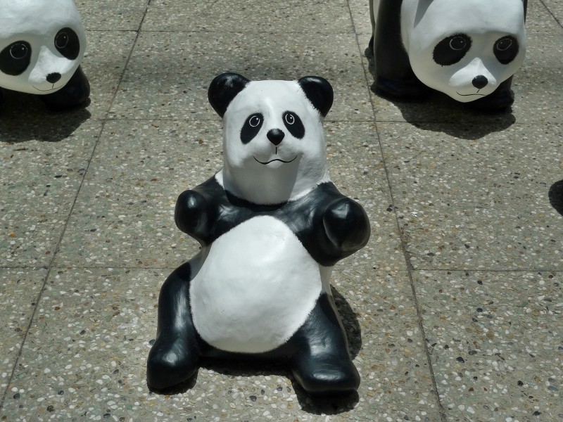 纸糊熊猫展图片(16张)
