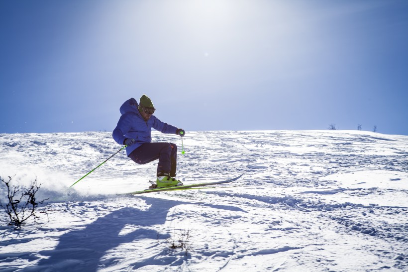 滑雪运动图片(12张)