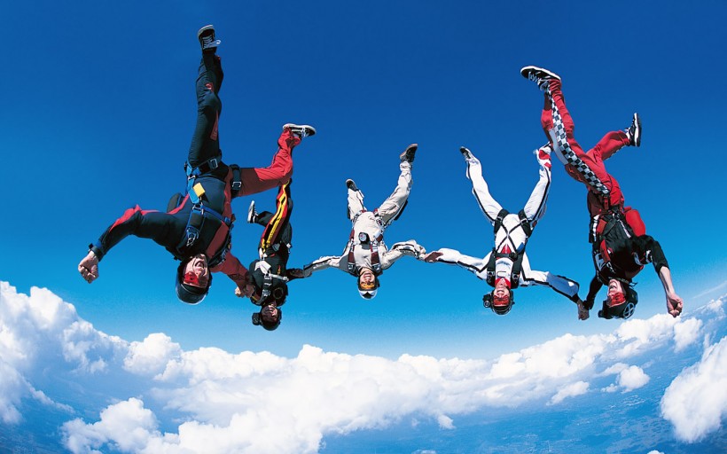 高空跳伞极限运动图片(20张)