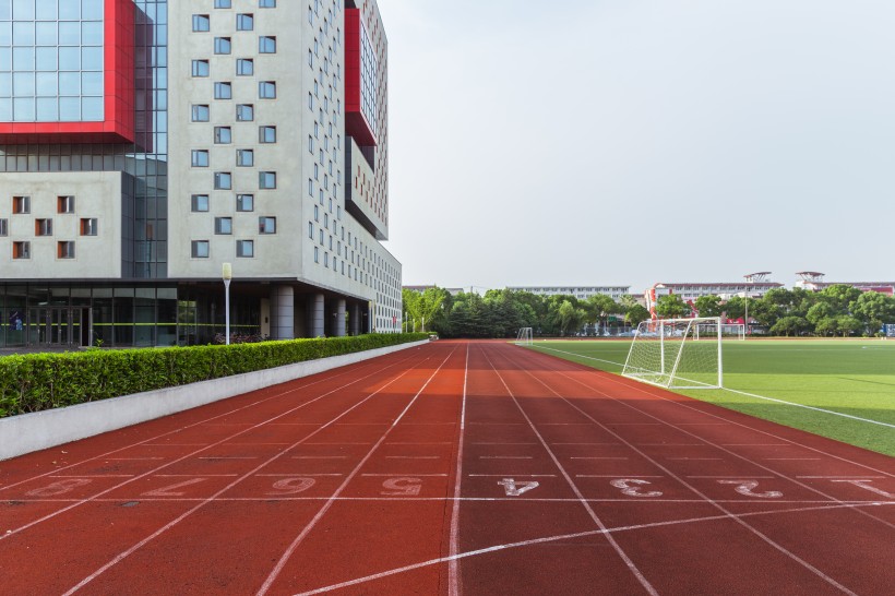 学校操场塑胶跑道图片(12张)