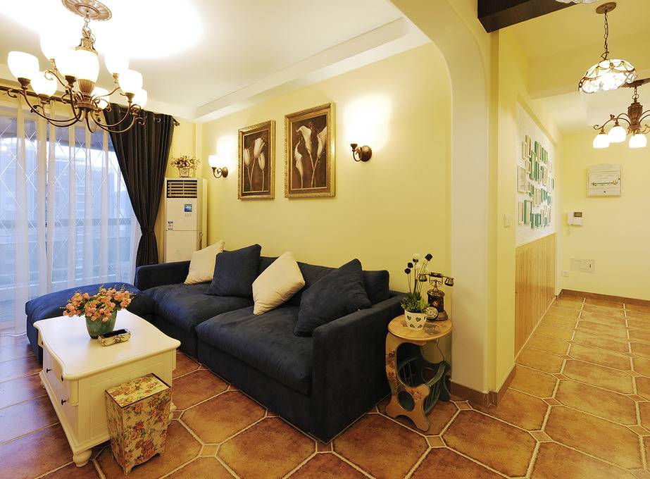 地中海混搭客厅沙发设计案例
