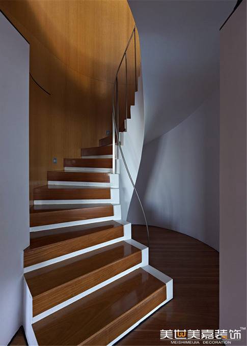 现代现代风格别墅楼梯案例展示