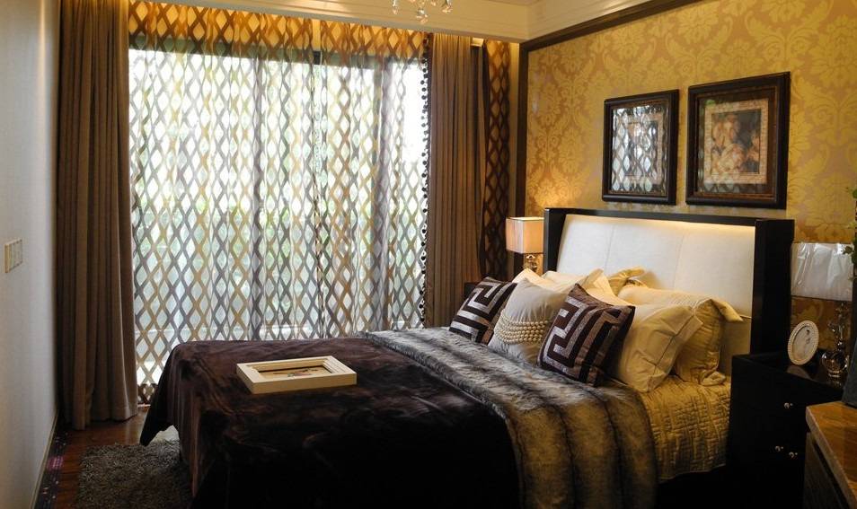 欧式美式卧室窗帘装修案例