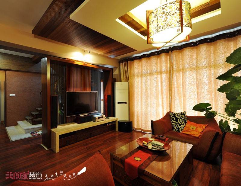 中式客厅跃层吊顶窗帘设计案例展示