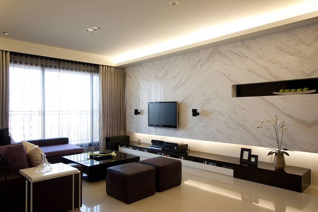 现代客厅窗帘电视背景墙装修图