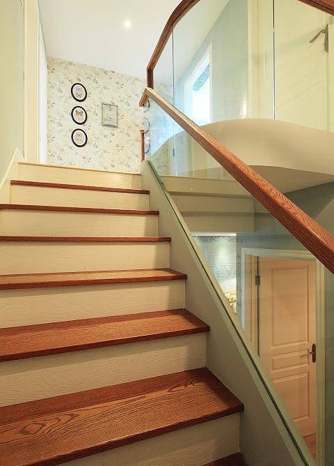 现代楼梯设计图
