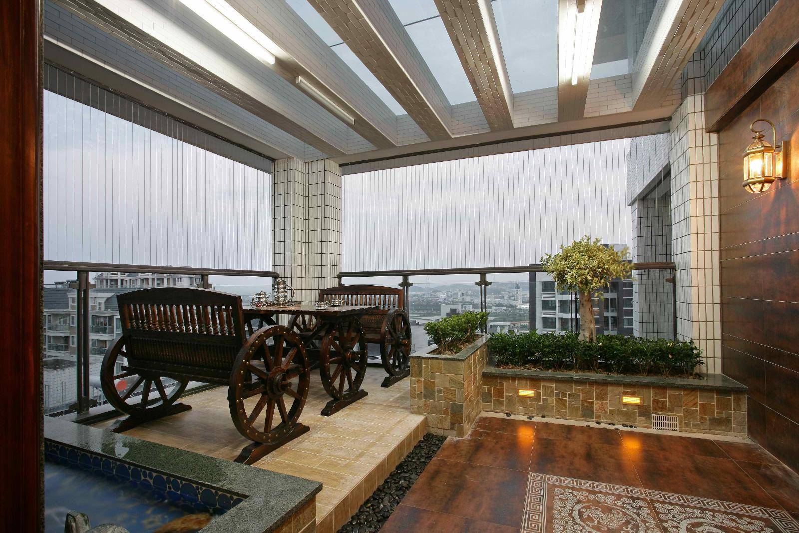 现代简约餐厅阳台花园外景案例展示