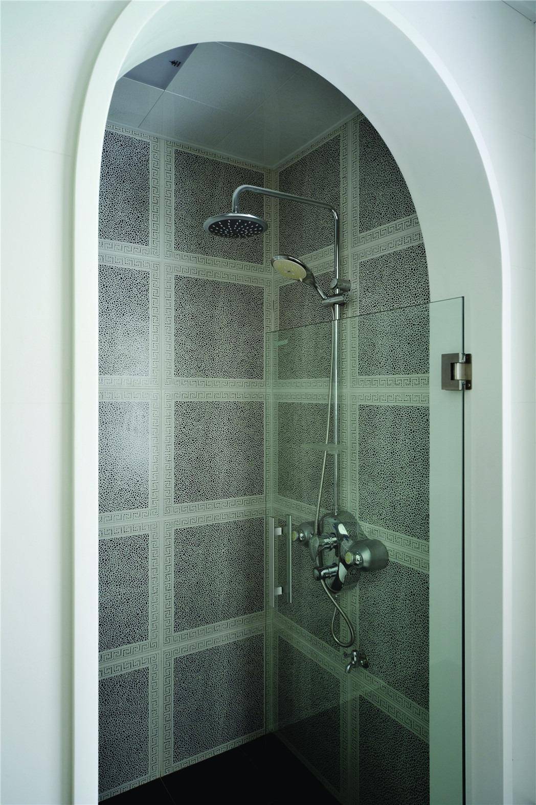 现代简约美式混搭浴室设计案例