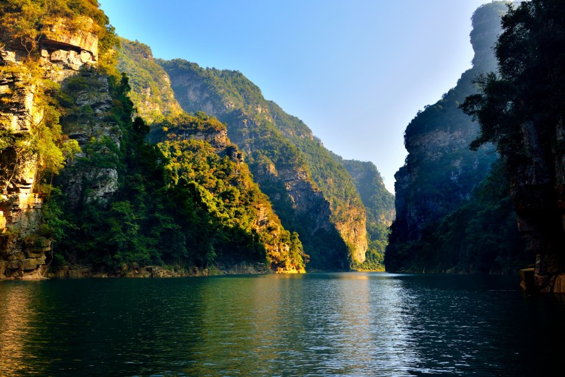 美丽的湖光山色图片(9张)