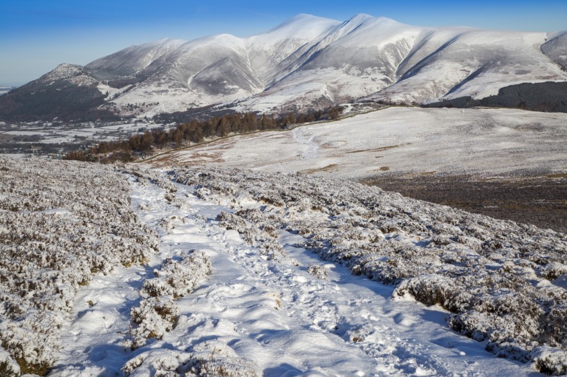 高山冬季冰雪风景图片(14张)