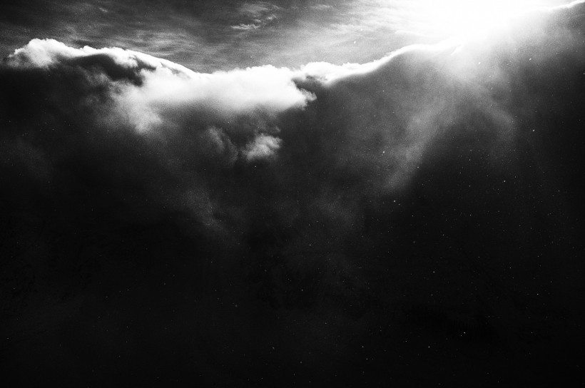 天空中的乌云图片(18张)