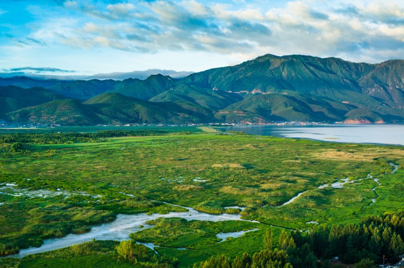 泸沽湖草海风景图片(19张)