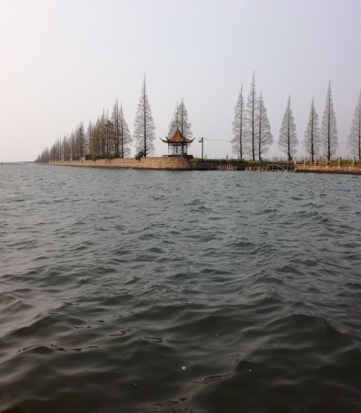 风平浪静的淀山湖图片(10张)