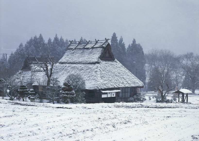 冬季的村庄图片(9张)