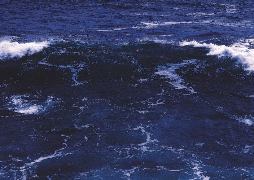 海浪激流图片(21张)