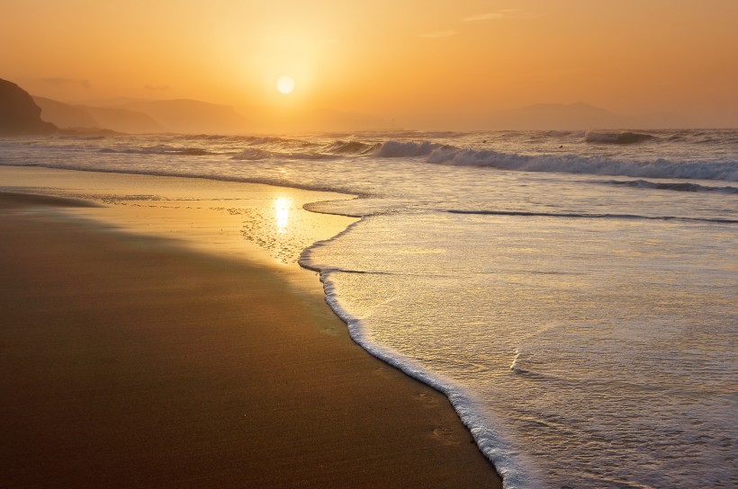 黄昏海滩景色图片(9张)