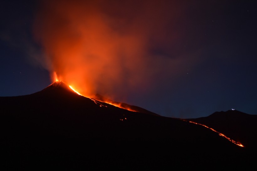 火山爆发图片(12张)