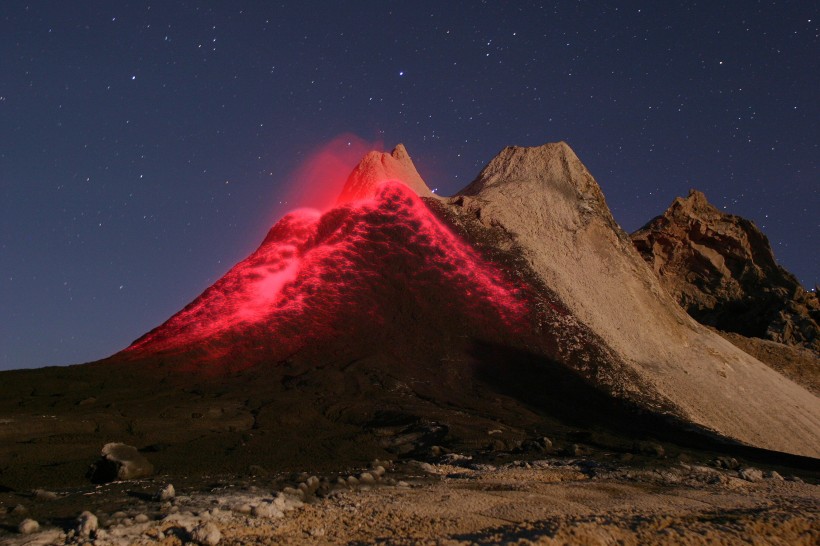 火山和岩浆风景图片(15张)