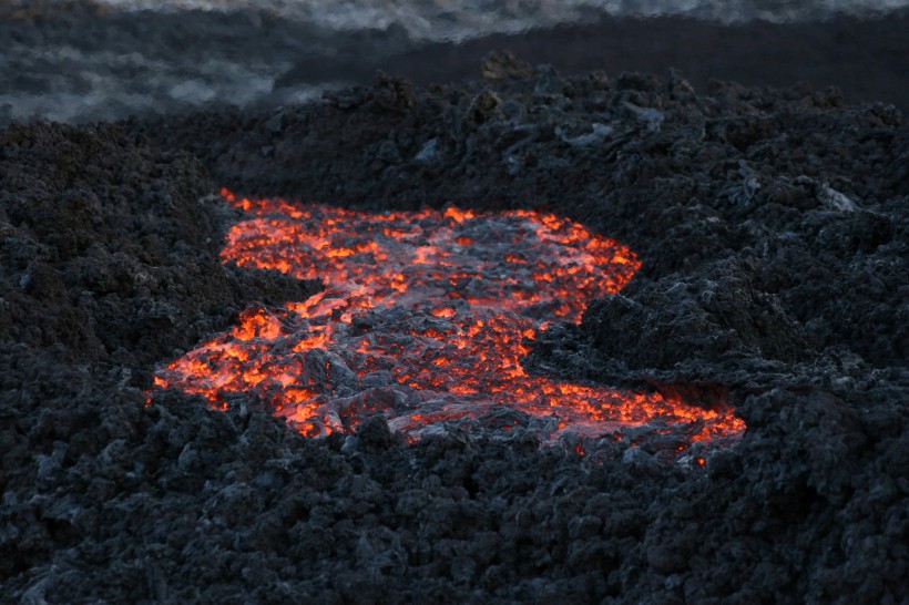 火山和岩浆风景图片(15张)