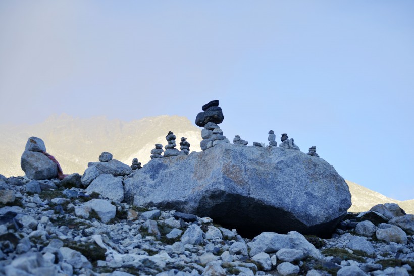 珠穆朗玛峰风景图片(9张)