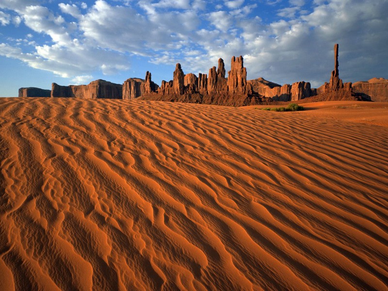 沙漠怪石图片(31张)