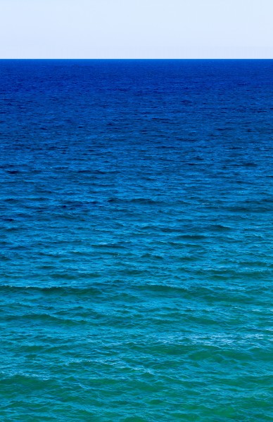 微波荡漾的海面图片(12张)