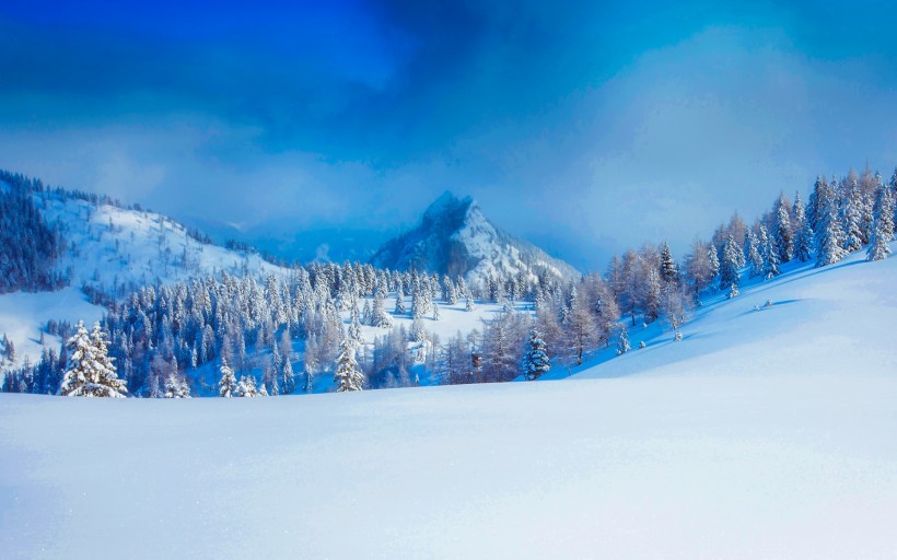 冬季雪山风景图片(9张)