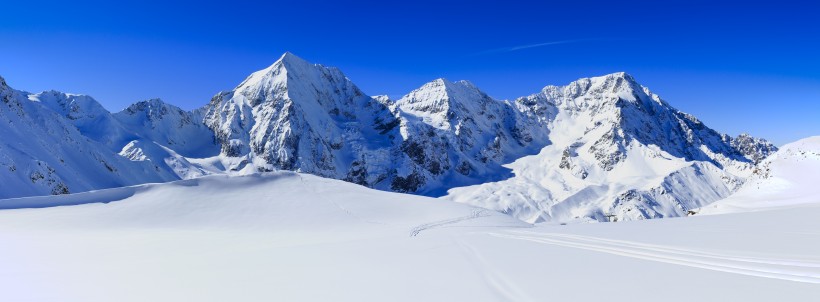 雪山顶部景色图片(13张)