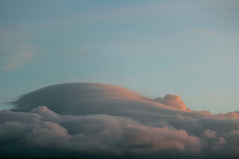 浓厚的云层图片(10张)