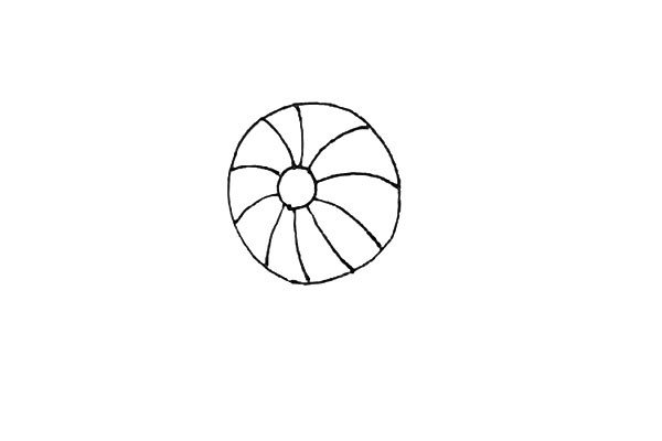 2.然后再画上一个大的圆形，用弧线连接小圆和大圆。