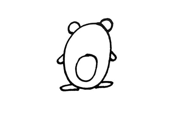 第三步：在小老鼠的身体上画上一个小圆表示它的肚皮。