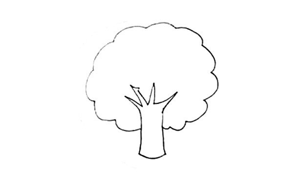 第三步：给苹果树画上树冠，树冠的形状像一朵白云。