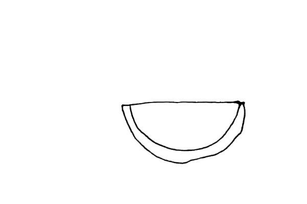 第二步：在里面，再画上一个半圆作西瓜皮。