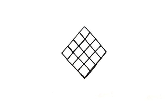 2.在菱形内画上等分的线，左三条右三条，形成网格。