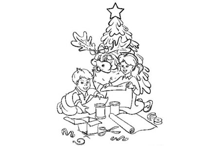 小朋友们装饰圣诞树