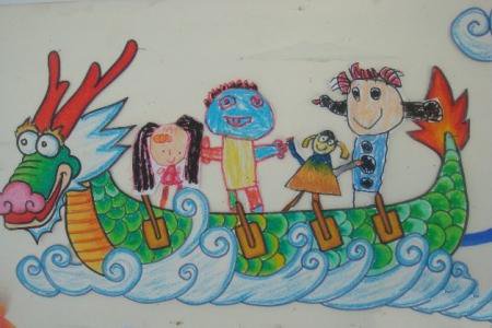 端午节赛龙舟儿童画-我们在龙舟上游玩