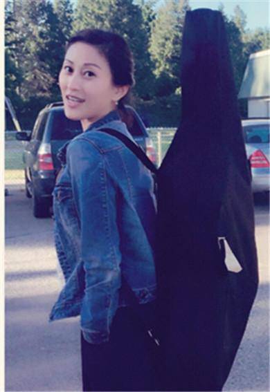 扬子前妻不理留言 依旧晒美照望与女同行